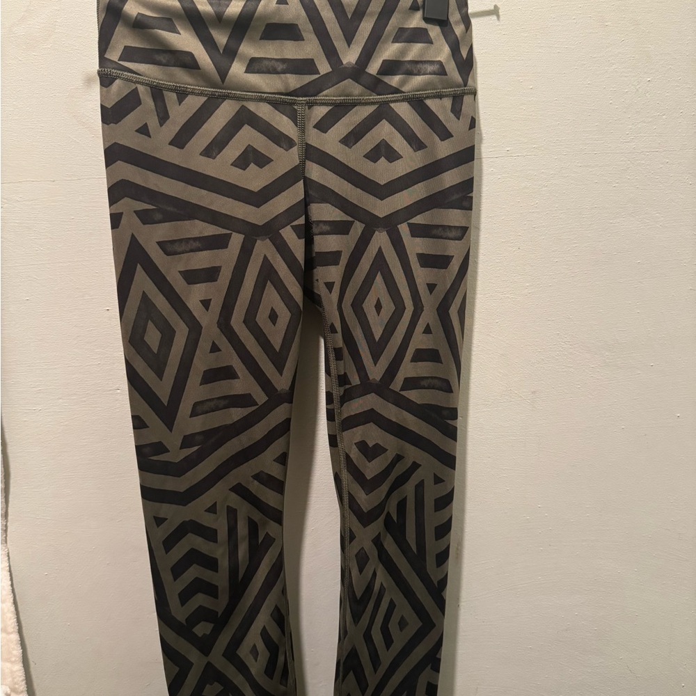 Geometric Patterned Leggings